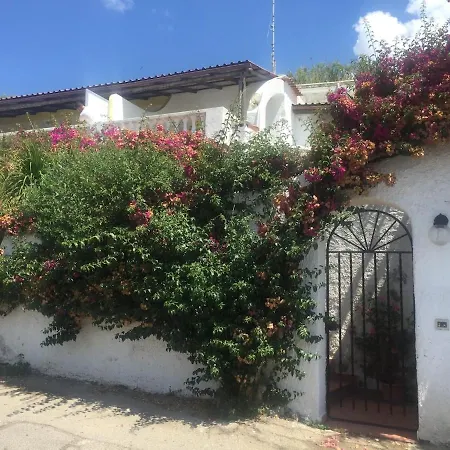 Perla Del Mare Apartment *